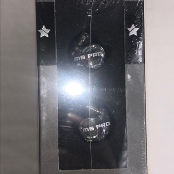 Mee Audio M6 Pro Noise Isolating In-Ear Headphones - Picture 7 of 13